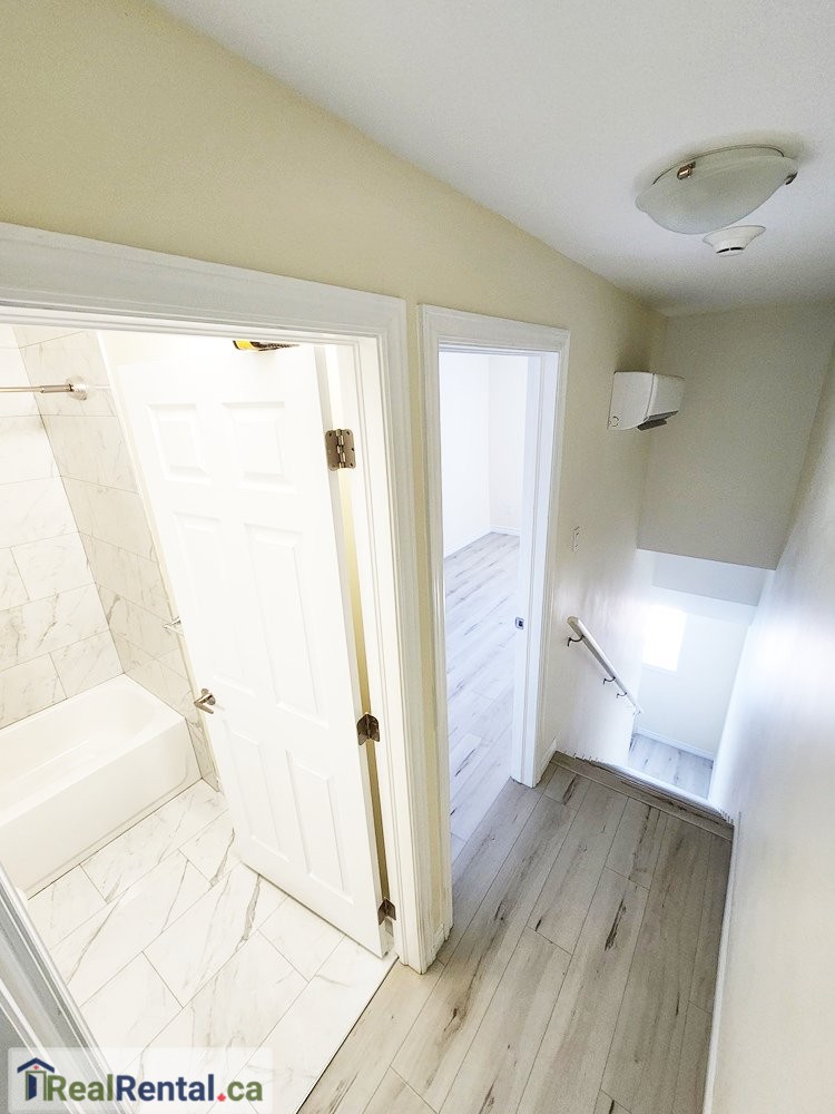 2 Bedroom Apartment for Rent in Arthur 12