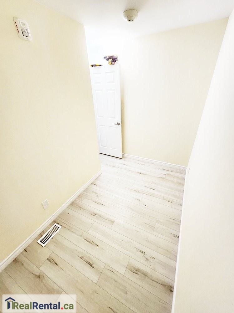 2 Bedroom Apartment for Rent in Arthur 12
