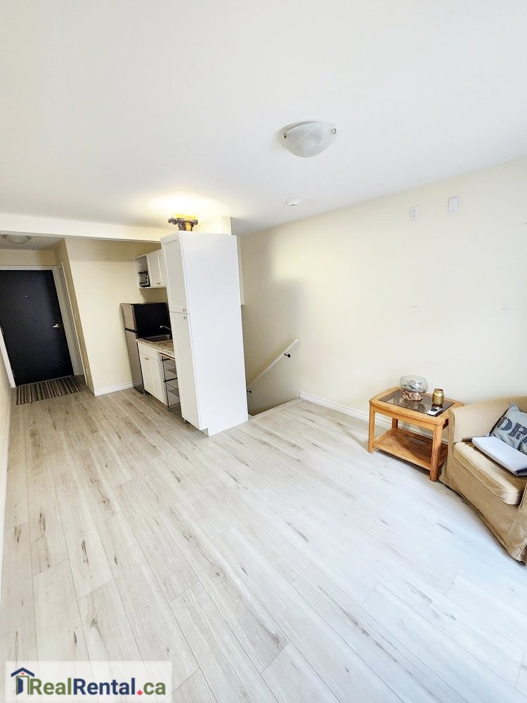 2 bedroom rental apartment in arthur ontario