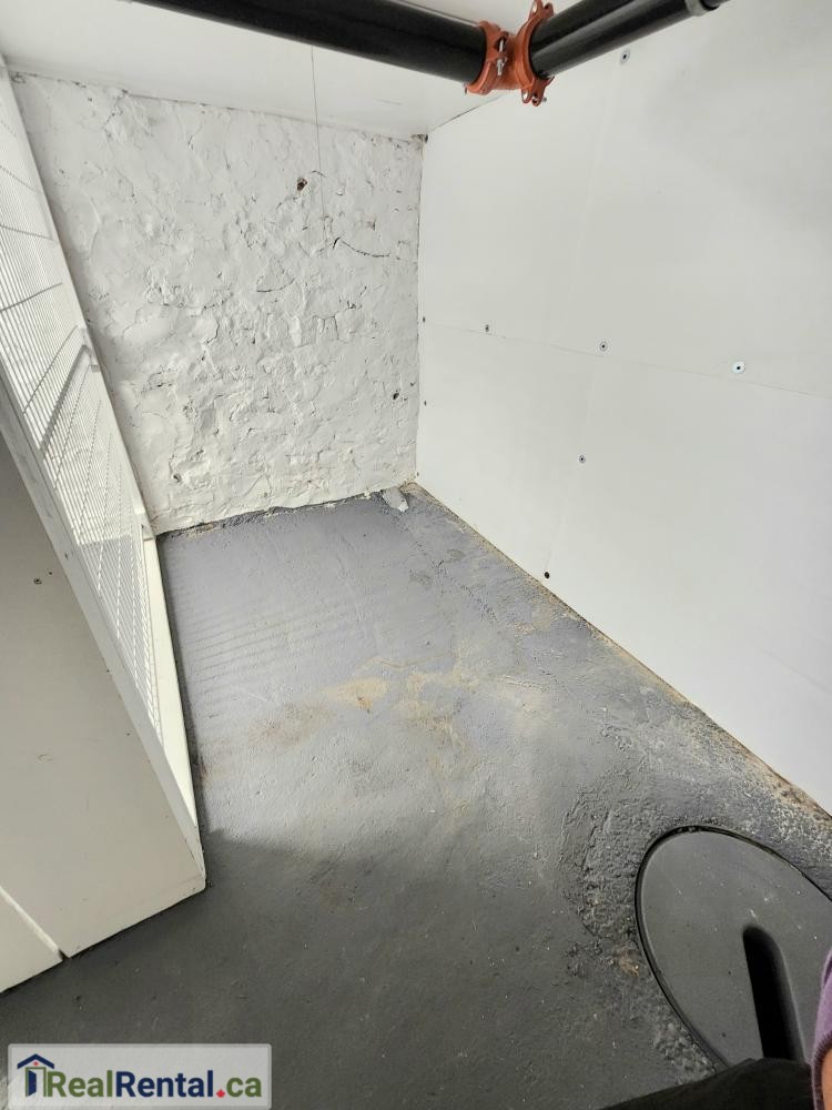 Self storage rental in Shelburne - 155 main st