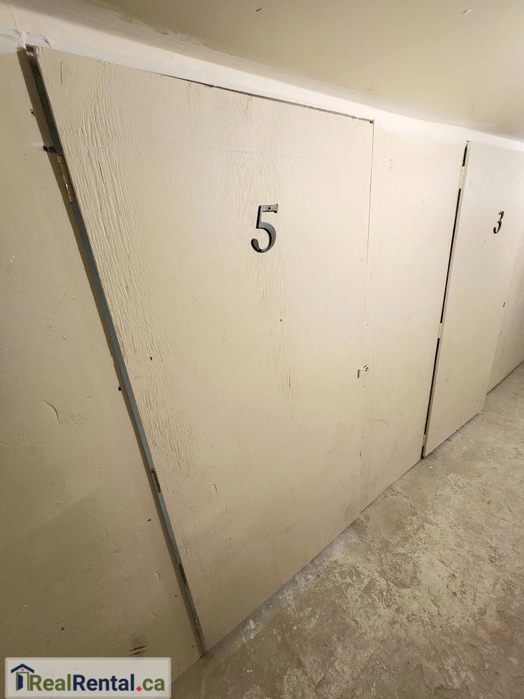 Indoor Self storage in Shelburne - 147 main st