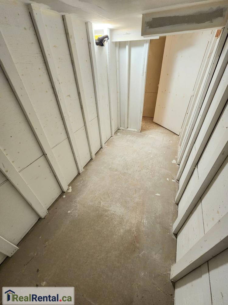 Indoor Self storage for rent in Shelburne - 147 main st