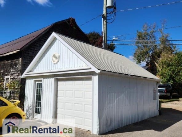 Drive Through Garage For Rent In Shelburne 11