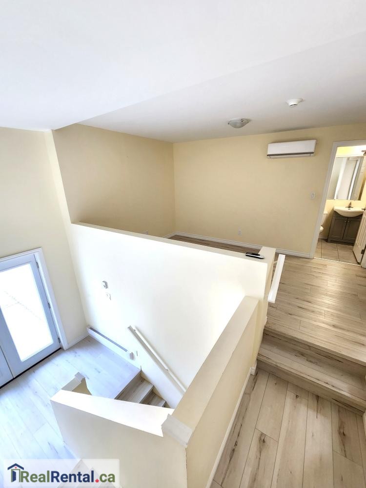 Very Large 2 bedroom apartment for rent in arthur 11