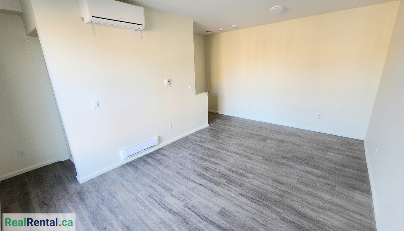 Get 1 Month FREE Rent – Large One Bedroom Apartment for Rent in Shelburne – 206 -101 Main St 1144