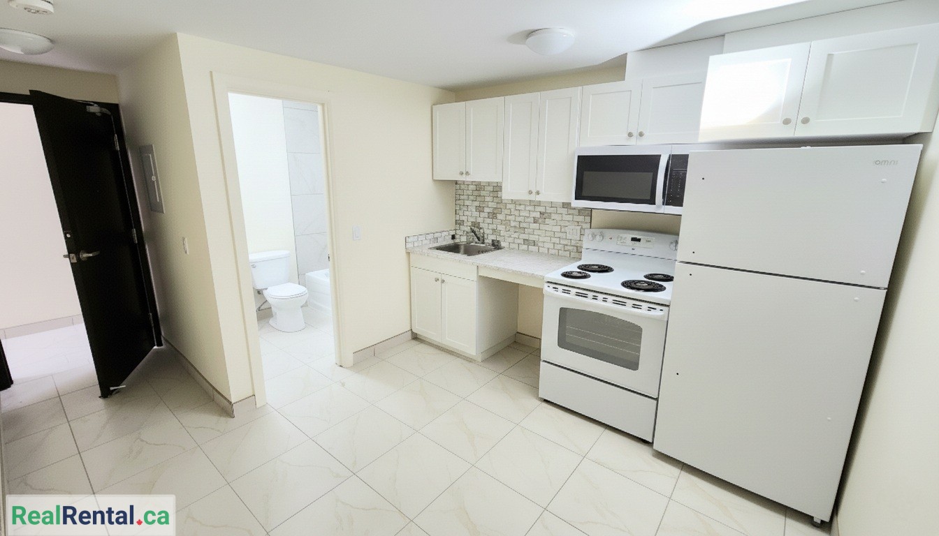 Get 1 Month FREE Rent – Large One Bedroom Apartment for Rent in Shelburne – 206 -101 Main St 1144